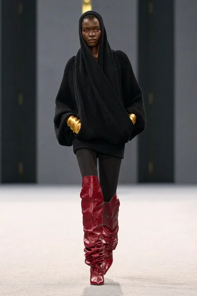 Look 2